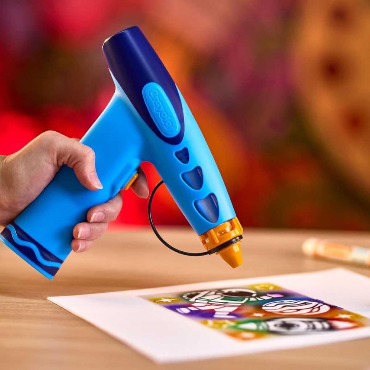 كرايولا ميني أداة رش بالأقلام للجنسين، 6-8 سنوات