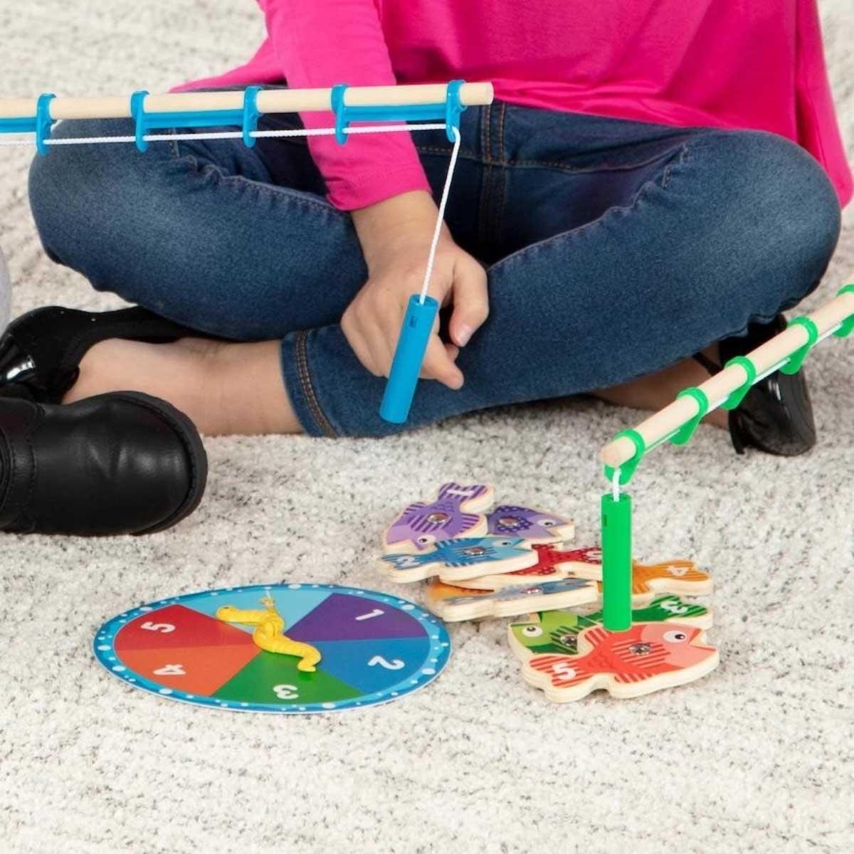 ميليسا آند دوغ لعبة تعليمية صيد خشبية كاتش آند كاونت للجنسين، 3-4 سنوات