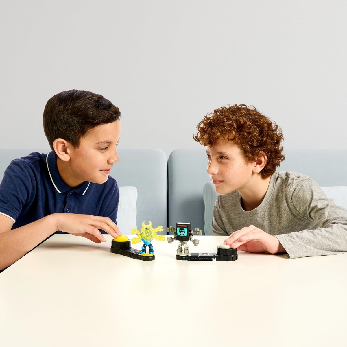 أكيدو باورستورم فيجر باتل جاينتس ثوراكس للجنسين، من 5 إلى 7 سنوات