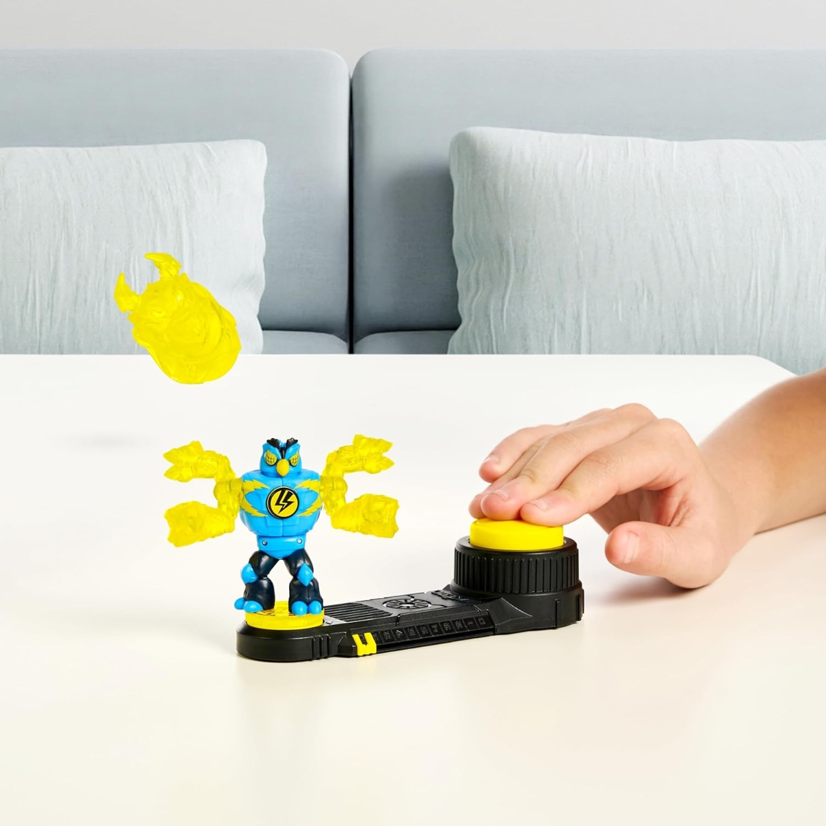 أكيدو باورستورم فيجر باتل جاينتس ثوراكس للجنسين، من 5 إلى 7 سنوات