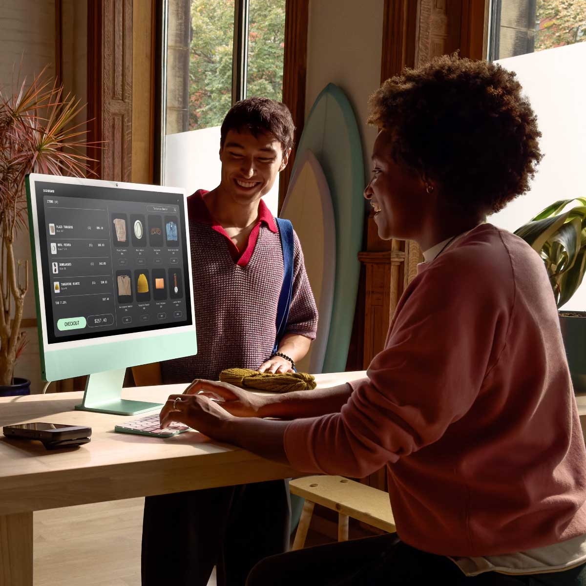 أبل آي ماك M4 إصدار 2024 مقاس 24 بوصة مع معالج CPU ثماني النواة وGPU ثماني