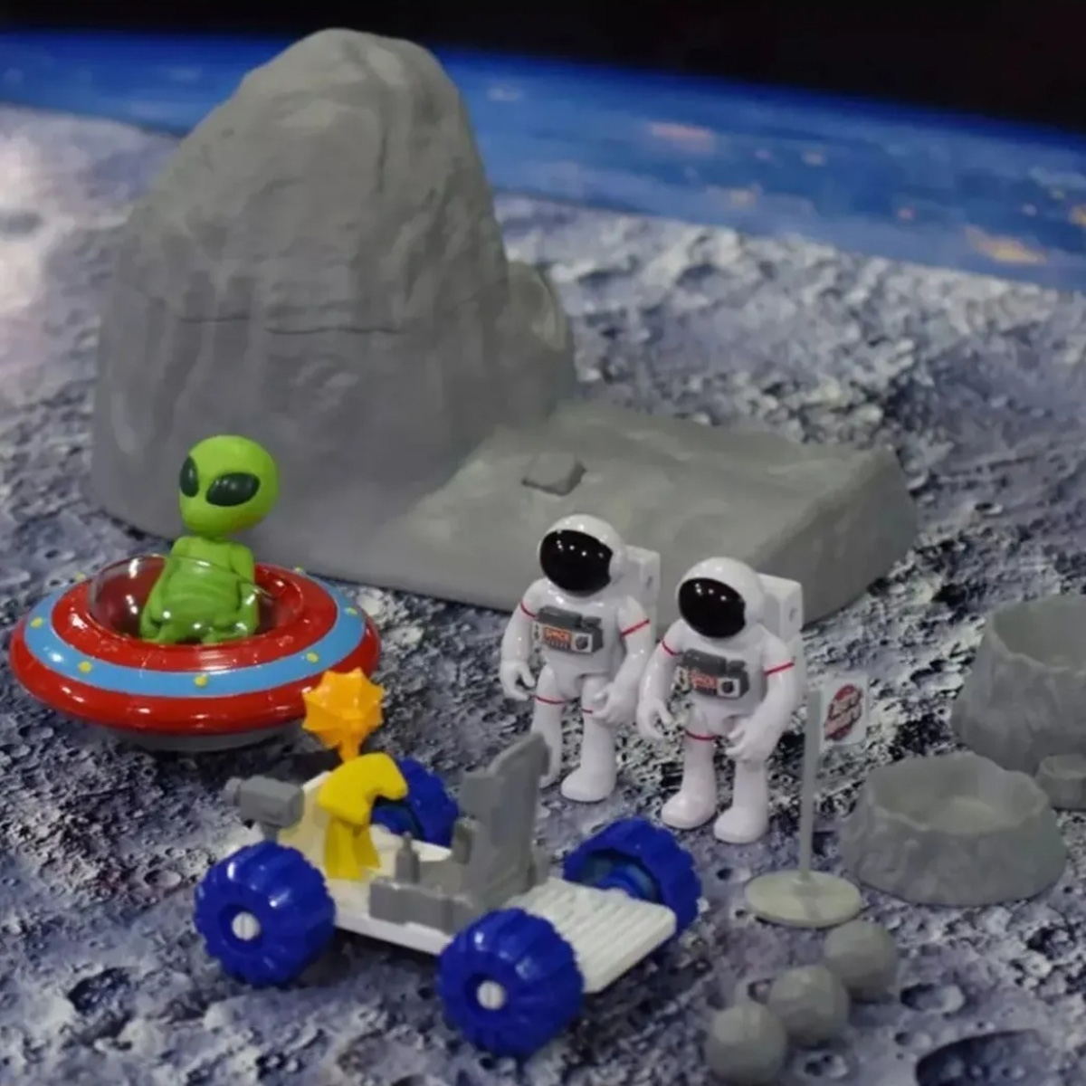 أسترو فنتشر مجموعة مواجهة الكائن الفضائي للأولاد، 3-4 سنوات