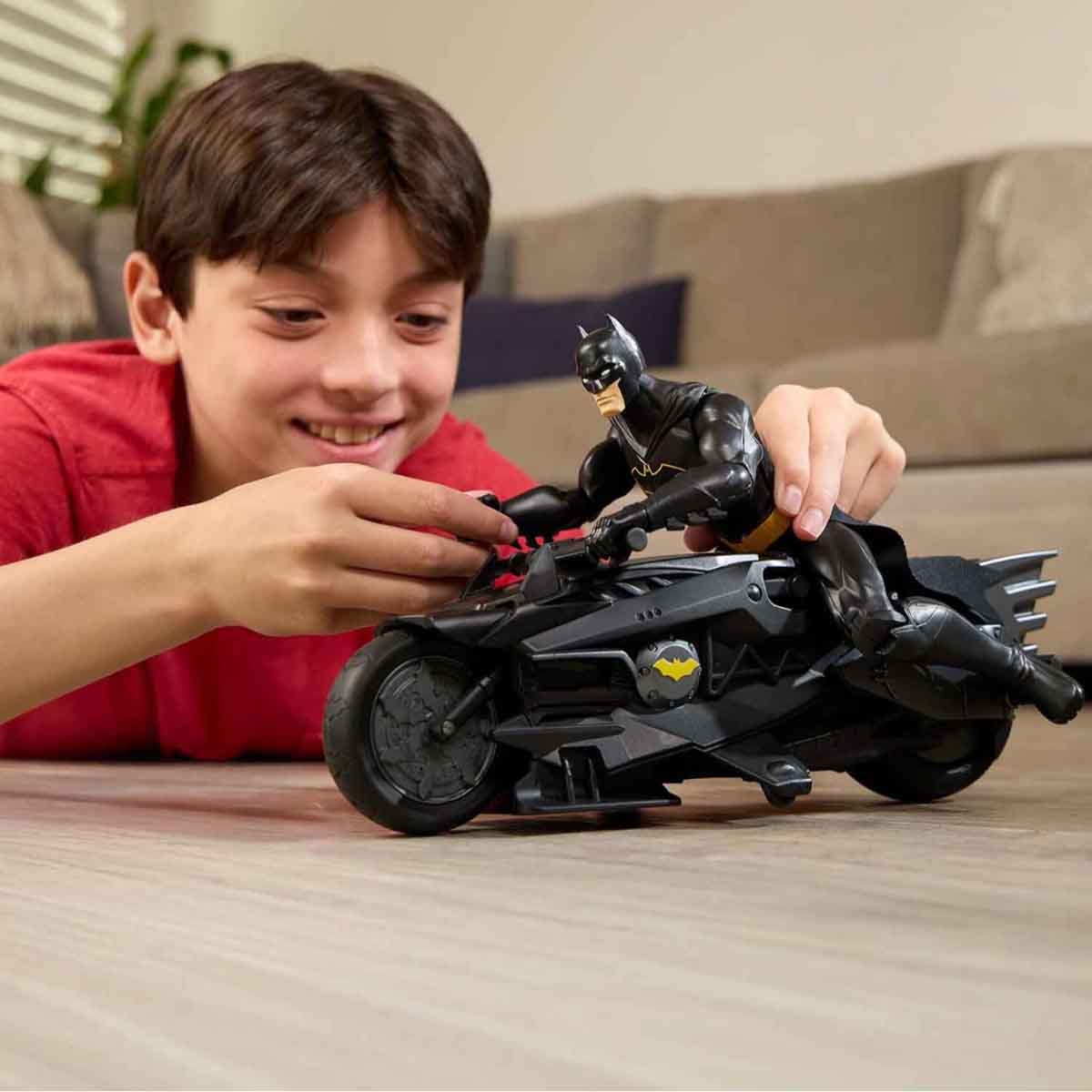 دي سي كوميكس مجموعة لعب باتسايكل مع شخصية باتمان 12 إنش للجنسين من عمر 5-7 سنوات