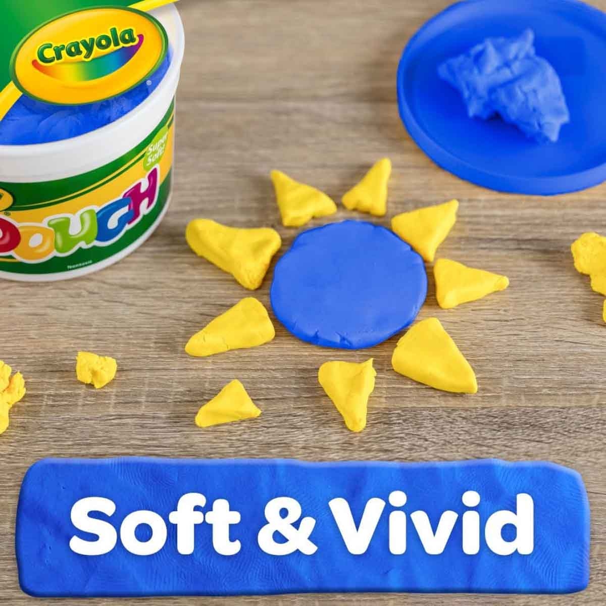 كرايولا دلو معجون فائق النعومة بلون برتقالي بوزن 1.36 كغ للجنسين، من عمر 3 إلى 4 سنوات