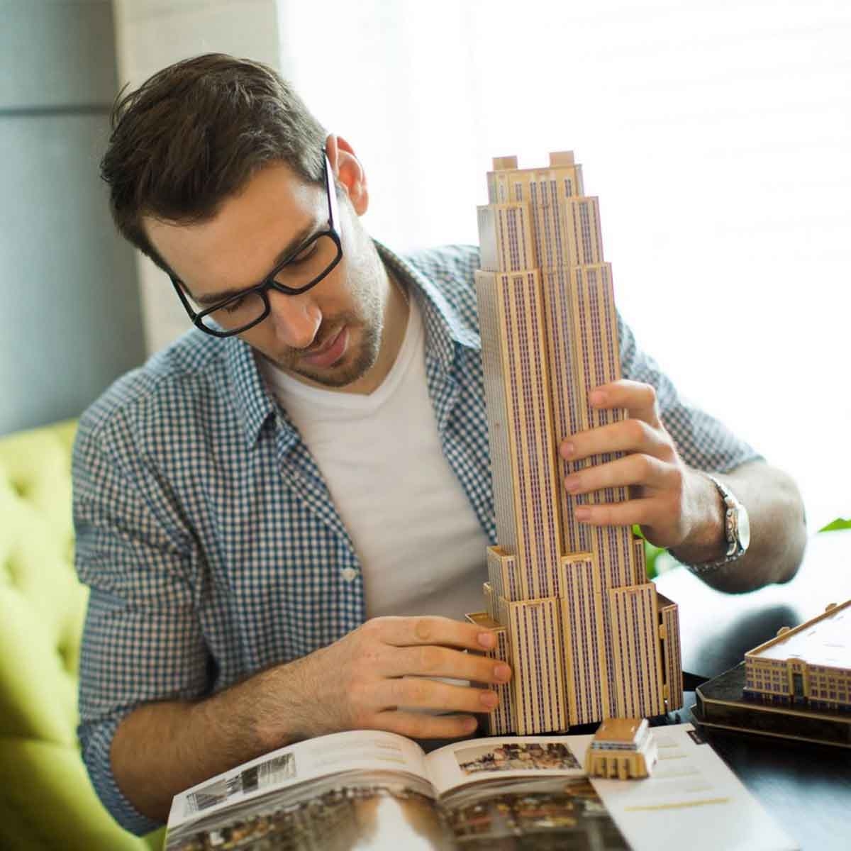 كيوبك فن ناشيونال جيوغرافيك بازل ثلاثي الأبعاد مبنى إمباير ستيت للجنسين، 11-12 سنة