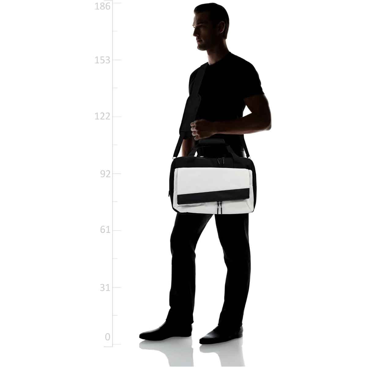 جامرتك حقيبة نوماد لجهاز بلايستيشن 5 سليم