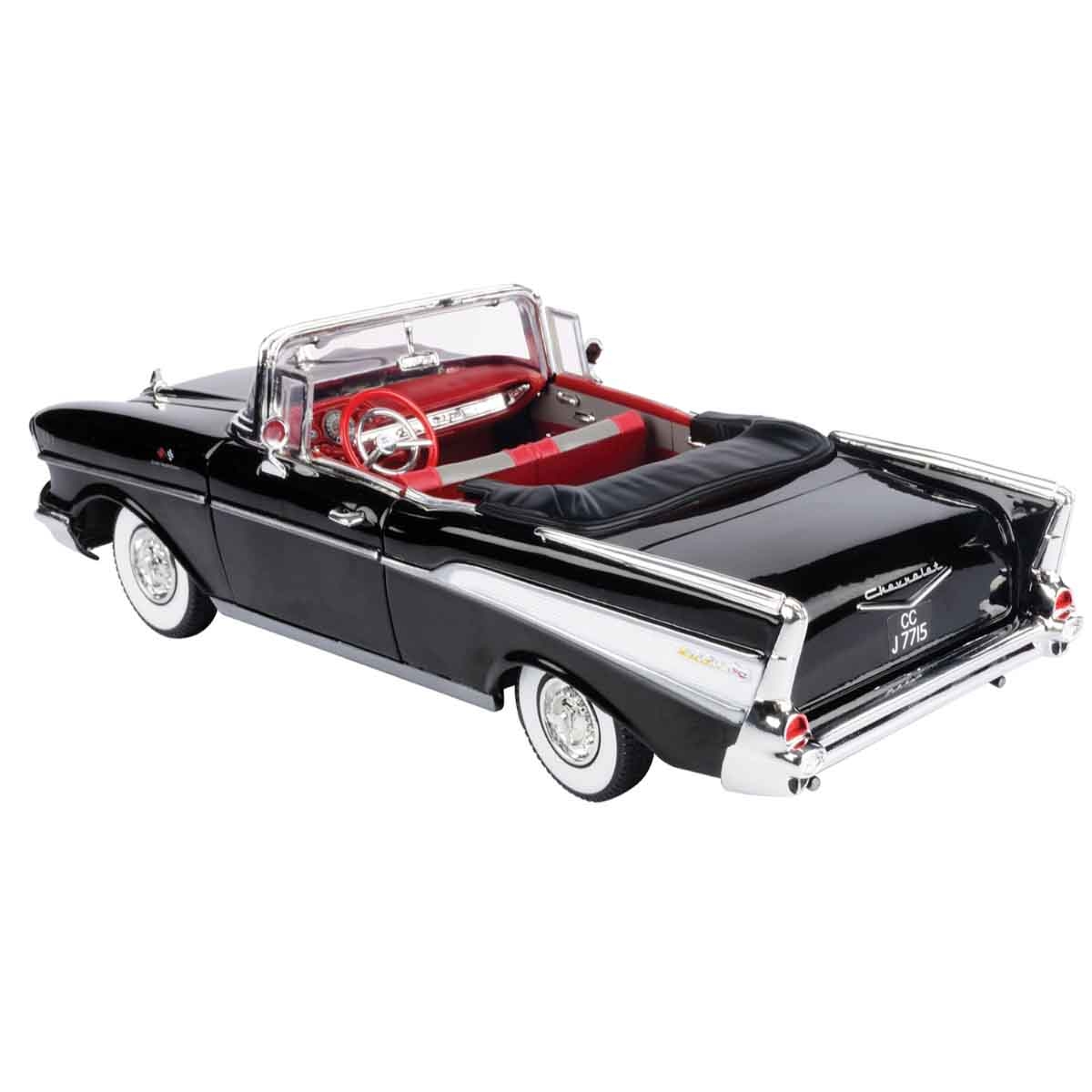 موتور ماكس سيارة دايكاست شيفي بيل إير 1957 بمقياس 1:18 من جيمس بوند للجنسين، 13 سنة فأكثر