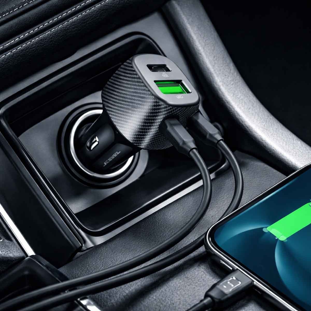 جيبل شاحن سيارة ثنائي المنافذ 38 واط USB-C PD وUSB-A QC 3.0 مع كابل تايب-سي معتمد MFi باللون الأسود