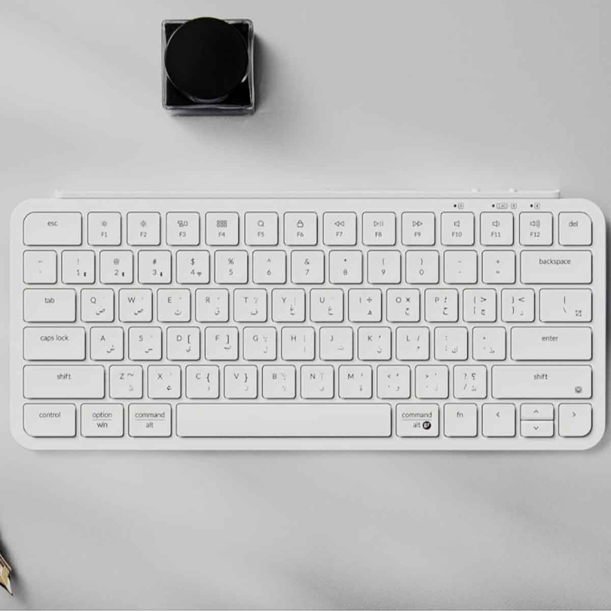 كايكرون B1 برو أبيض لوحة مفاتيح للألعاب لاسلكية فائقة النحافة بنسبة 75٪ بنظام ZMK مخصص