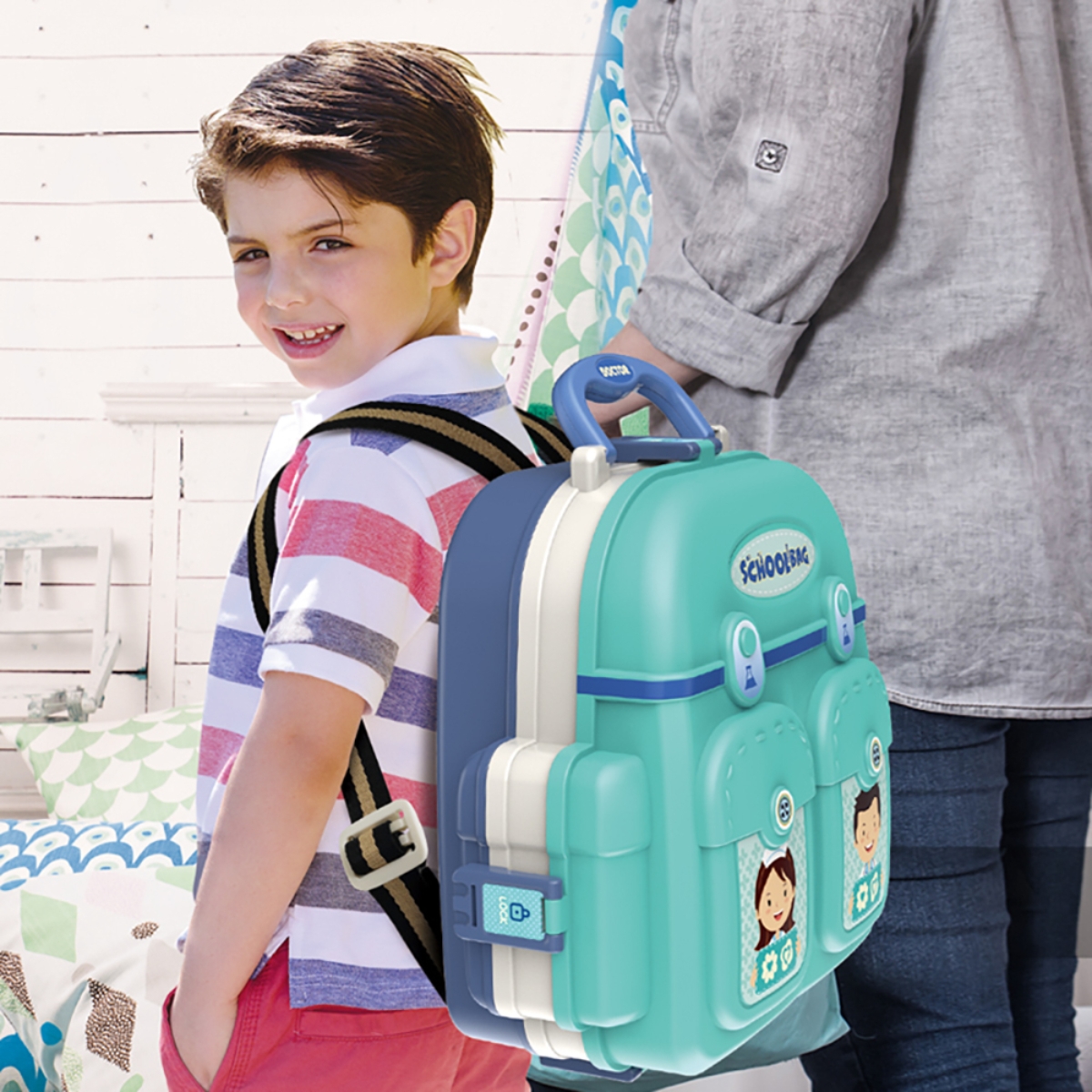 ليتل ستوري مجموعة لعب تقمص الأدوار طبيب/ممرضة/عيادة 3 في 1 على شكل حقيبة مدرسية للجنسين، 3-4 سنوات