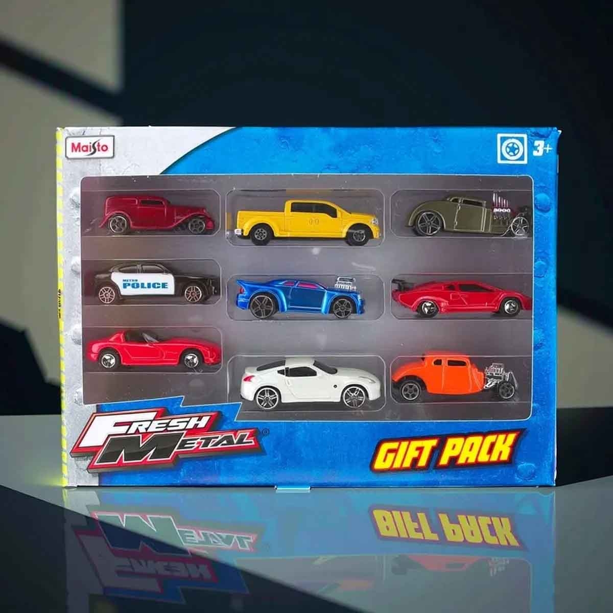 مايستو مجموعة مسار حديقة الحركات البهلوانية مع سيارة دايكاست فريش ميتال، للأولاد، 3-4 سنوات