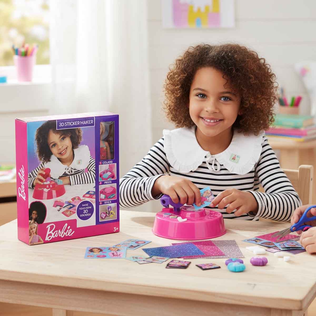 باربي صانعة ملصقات ثلاثية الأبعاد مع دمية باربي للبنات، 3-4 سنوات