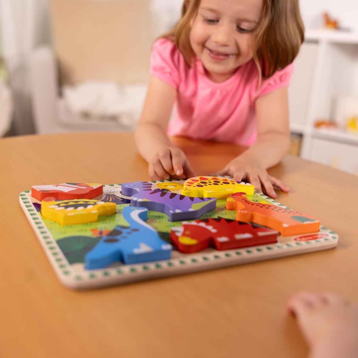 ميليسا آند دوغ لغز خشبي بسدادات سميكة ديناصورات للجنسين، 3-4 سنوات