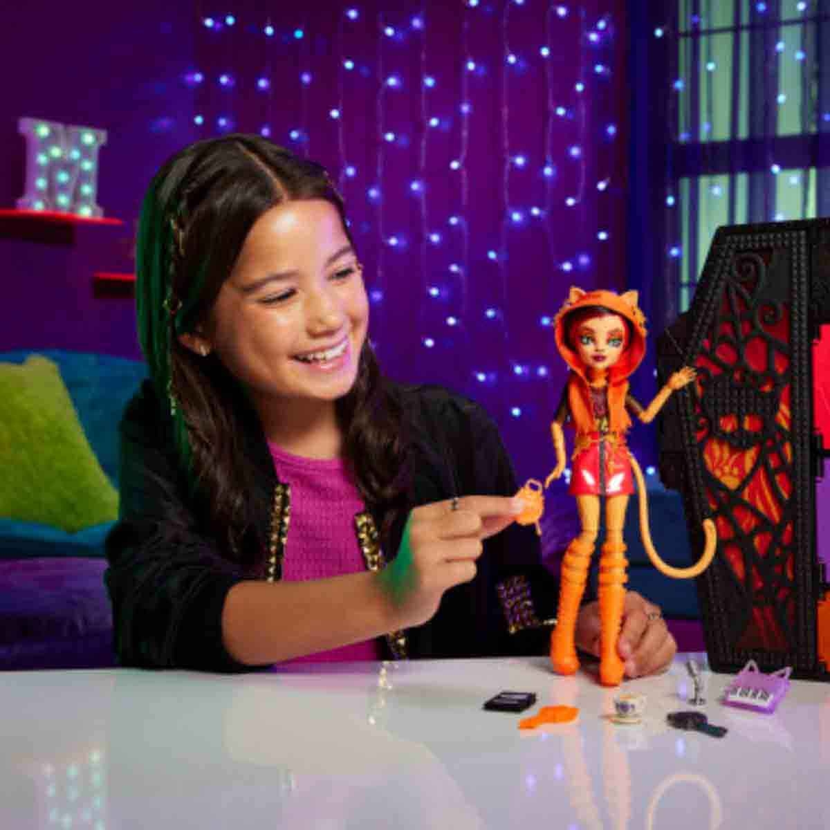 مونستر هاي دمية تورالي من سلسلة سكالتيميتس سيكريتس نيون فرايتس للبنات، 3-4 سنوات