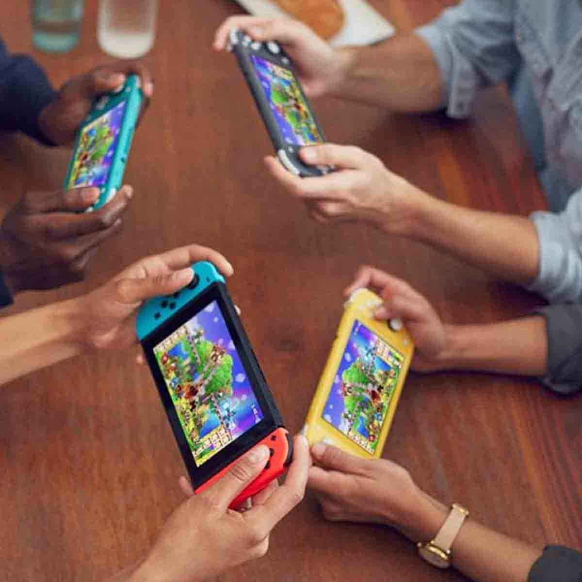 نينتندو سويتش لايت فيروزي نسخة عالمية جهاز