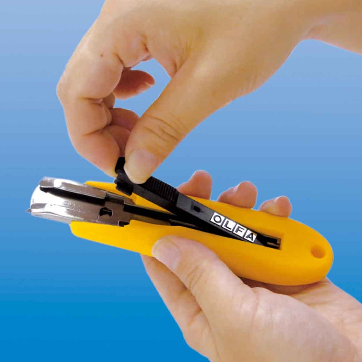 أولفا مشرط أمان بقبضة مريحة 17.8مم (13+ سنة)