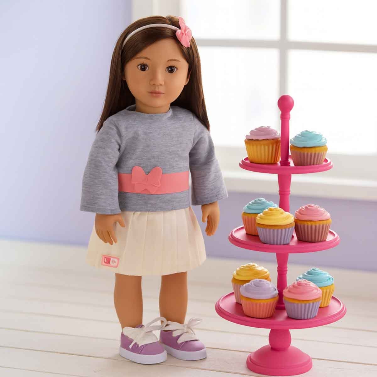 أور جينيريشن دمية أزياء مي 18 إنش مع ملابس للبنات، 3-4 سنوات