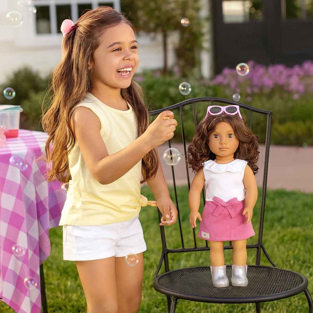 أور جينيريشن دمية أزياء فالنتينا 18 إنش للبنات، 3-4 سنوات