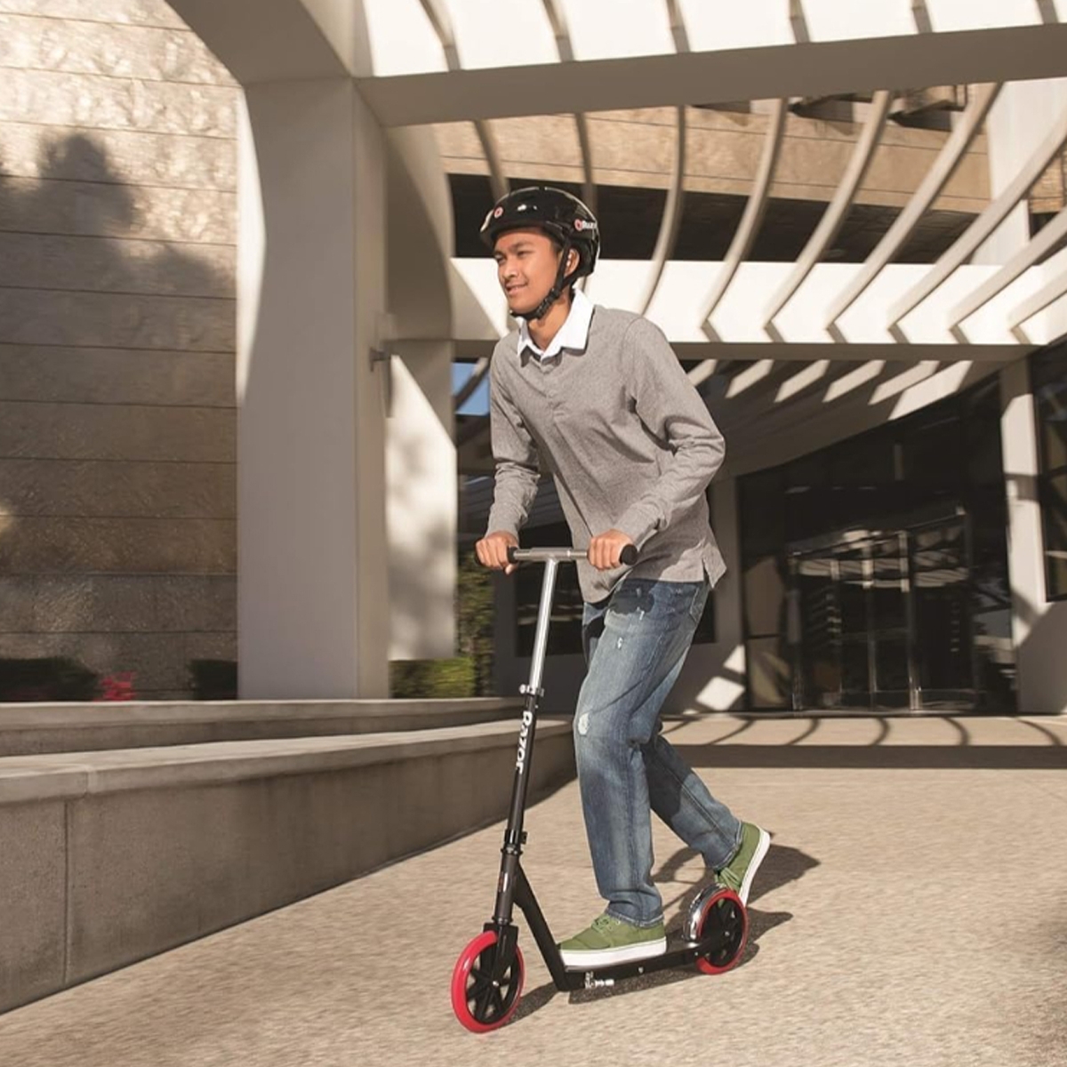 ريزر سكوتر كاربون لوكس للجنسين، 8-10 سنوات