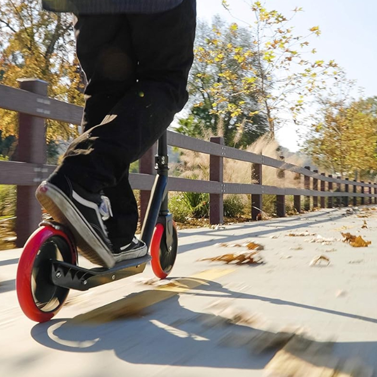 ريزر سكوتر كاربون لوكس للجنسين، 8-10 سنوات