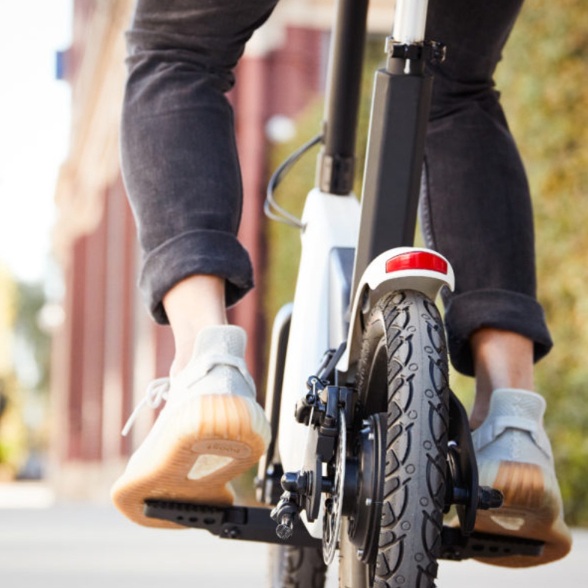 ريزر دراجة كهربائية فيكتور ستيب أوفر للجنسين، +13 سنة