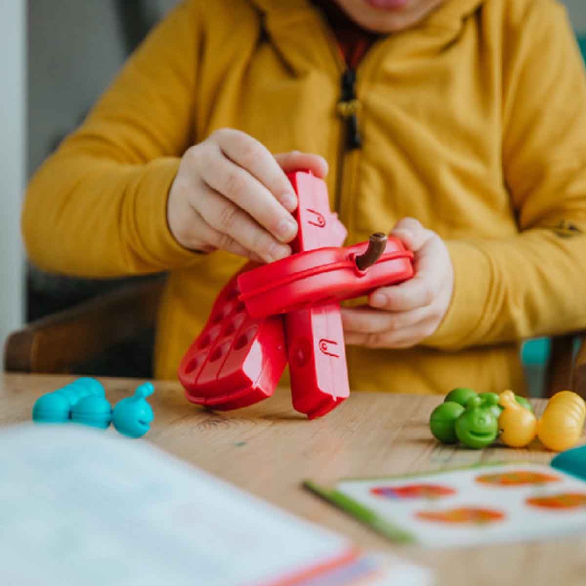 سمارت جيمز لعبة لوحية لغز تفاحة تويست للجنسين 5 - 7 سنوات