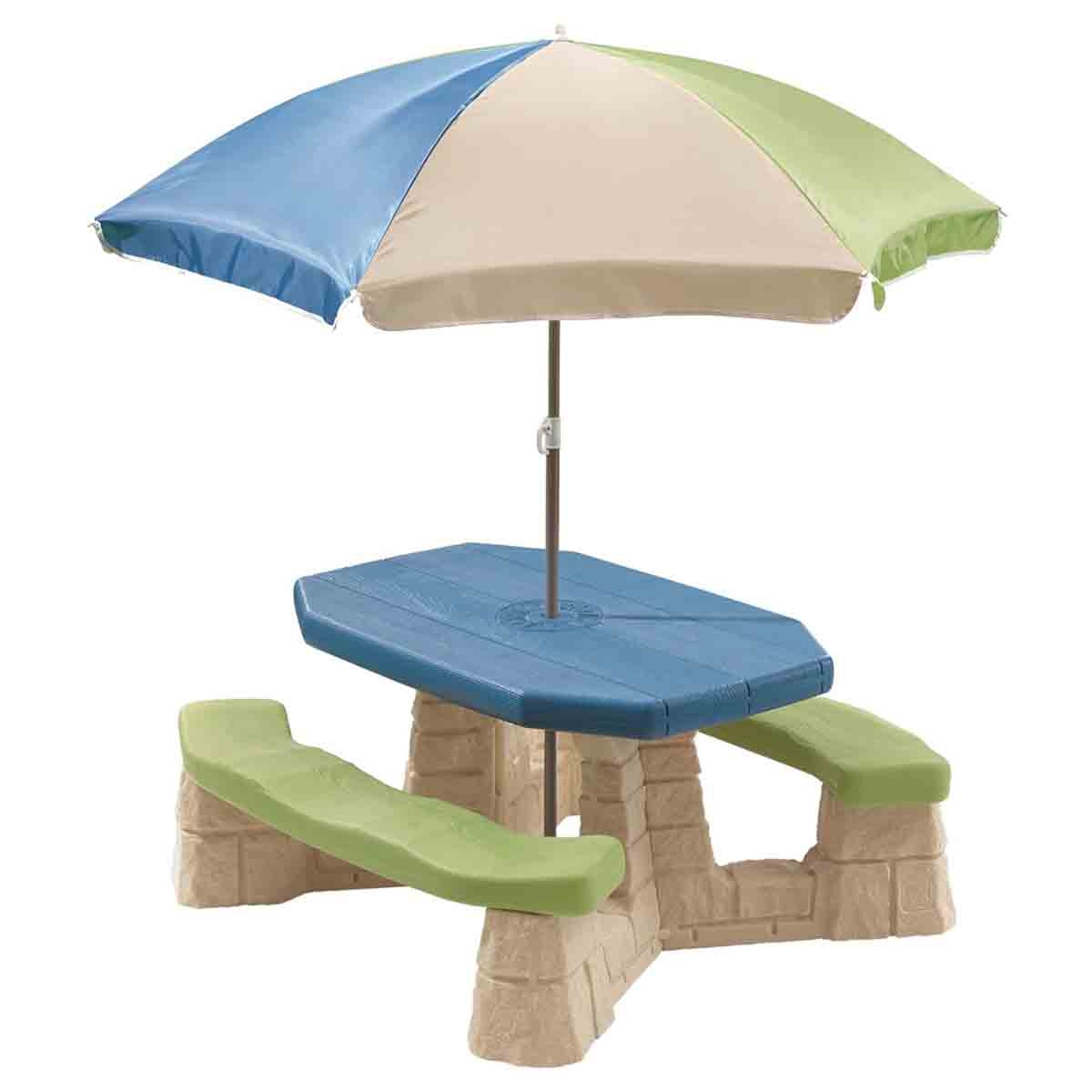 ستيب 2 طاولة ناتشورالي بلايفل للنزهات مع مظلة للجنسين، 3-4 سنوات