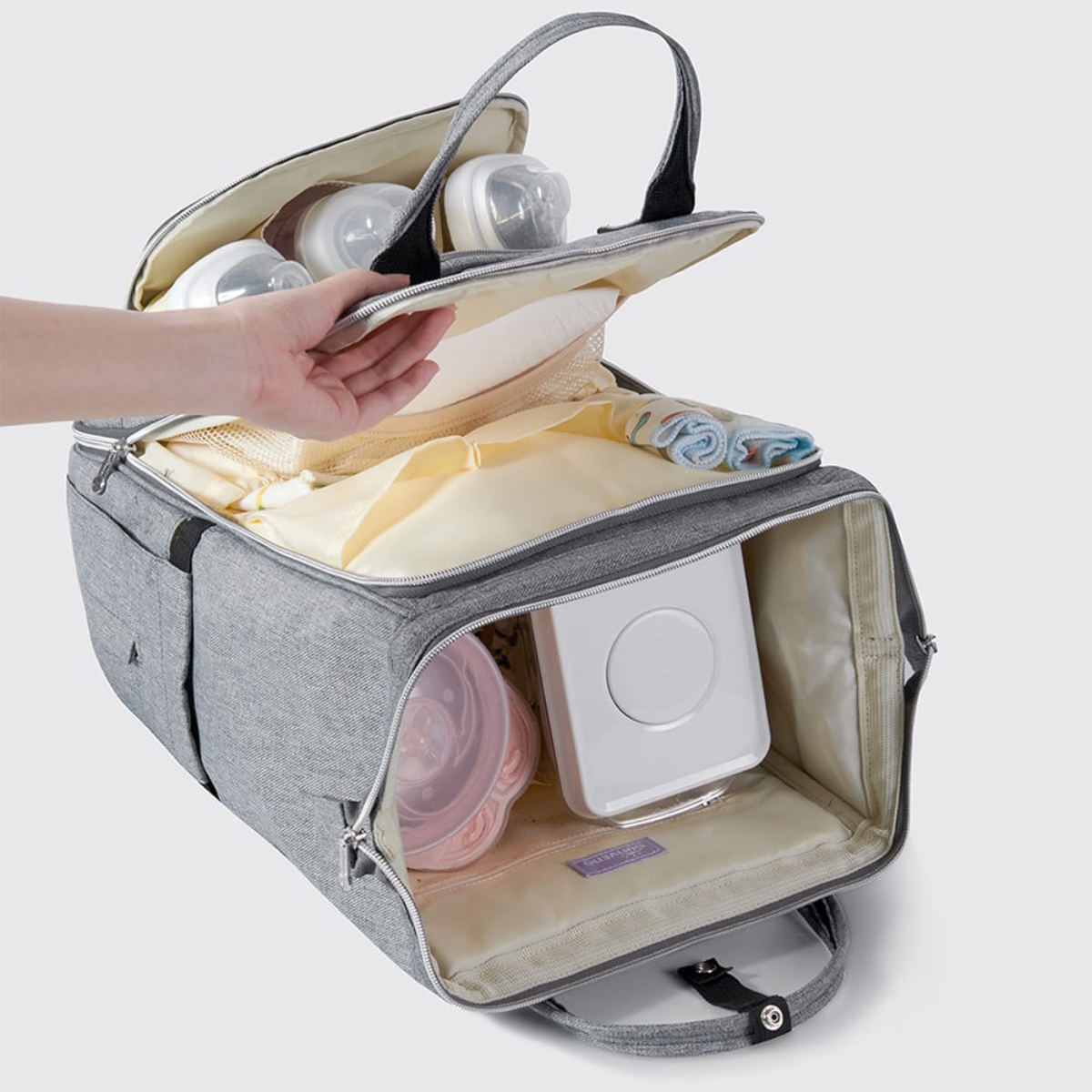 صنفينو حقيبة حفاضات سفر أنيقة XL باللون الرمادي مع أحزمة عربة ووسادة تغيير للجنسين