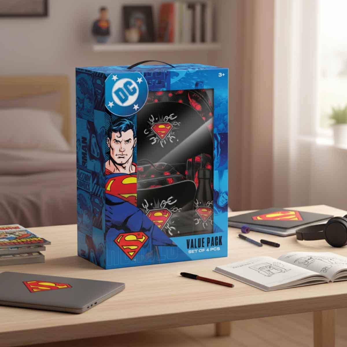 دي سي سوبرمان مجموعة حقيبة ظهر سوبرهيرو 4 في 1 مع زجاجة وحقيبة غداء ومقلمة